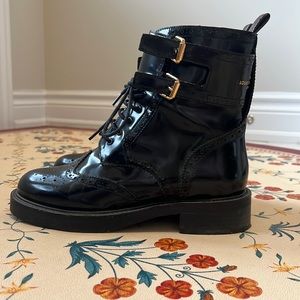 Louis Vuitton Leather ankle boots